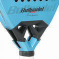 Cargar la imagen en la vista de la galería, Pala Bullpadel Vertex 05 W By Delfi Brea 2026
